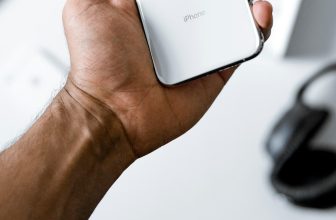 How to Use an IPhone