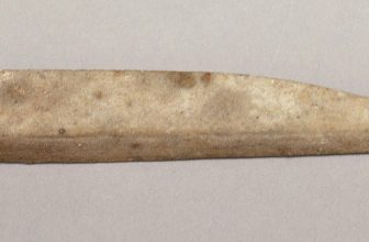 How to Use a Whetstone